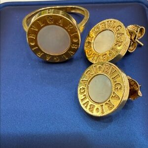 BVLGARI Design 18K Saudi Gold and White Pearl Jewelry Set